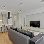 Апартаменти Maroon New Modern 1 King Bed For Bussiness And Leisure In One Cotroceni Бухарест